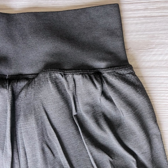 GYMSHARK two layer running shorts size M - Picture 10 of 12